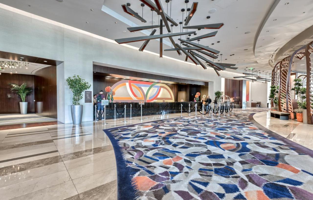 Vdara Beautiful Suite On 22Nd Flr Free Valet Parking 라스베이거스 외부 사진