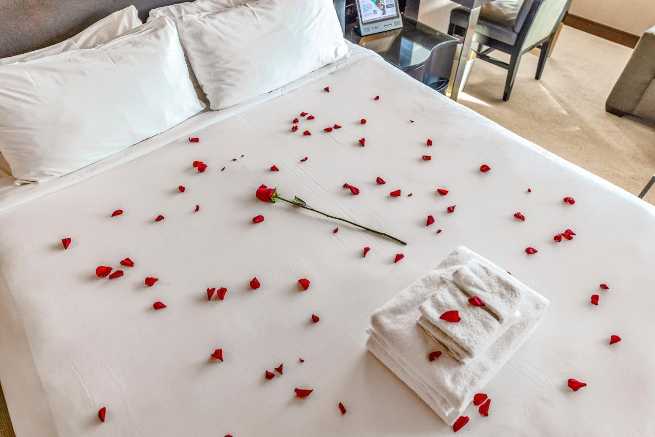 Vdara Beautiful Suite On 22Nd Flr Free Valet Parking 라스베이거스 외부 사진