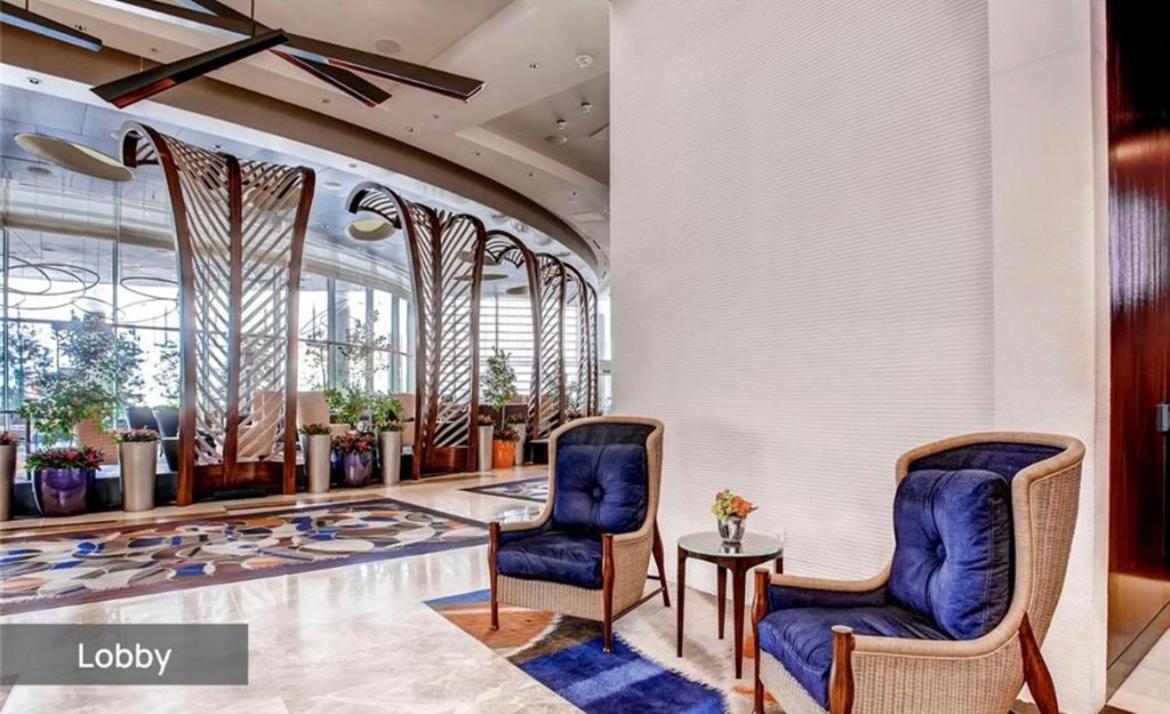 Vdara Beautiful Suite On 22Nd Flr Free Valet Parking 라스베이거스 외부 사진