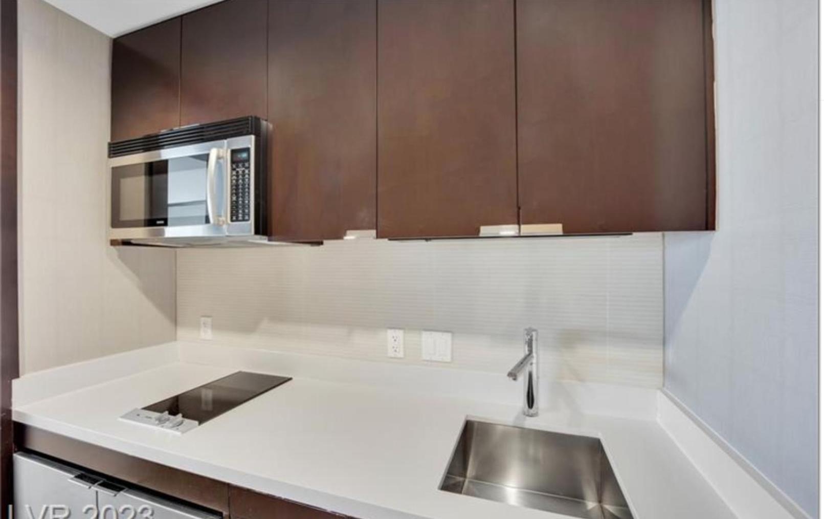 Vdara Beautiful Suite On 22Nd Flr Free Valet Parking 라스베이거스 외부 사진