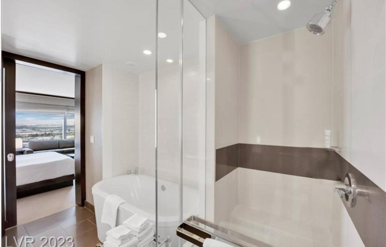Vdara Beautiful Suite On 22Nd Flr Free Valet Parking 라스베이거스 외부 사진