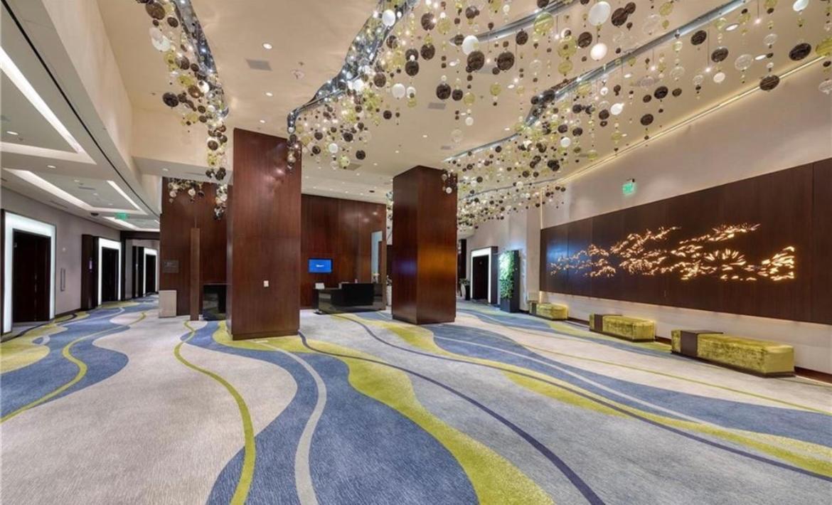 Vdara Beautiful Suite On 22Nd Flr Free Valet Parking 라스베이거스 외부 사진